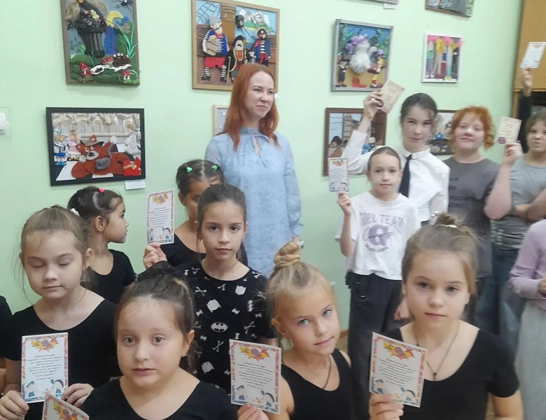 ОКТЯБРЬСКИЕ ДНИ СТУДИЙЦА