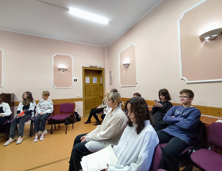 Патриотический час  «Подвигу жить в веках!»