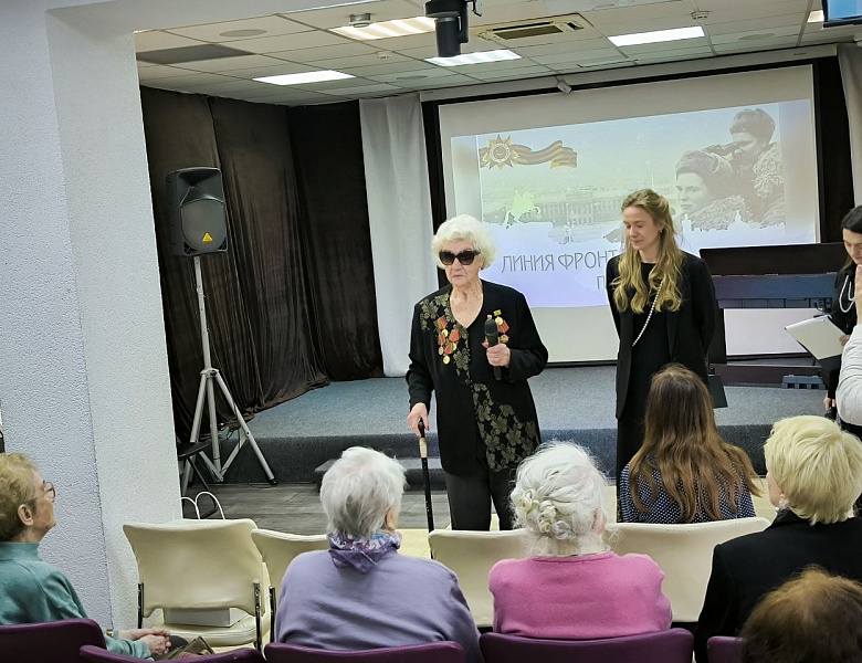 Литературно-музыкальная программа "Линия фронта прошла через детство"