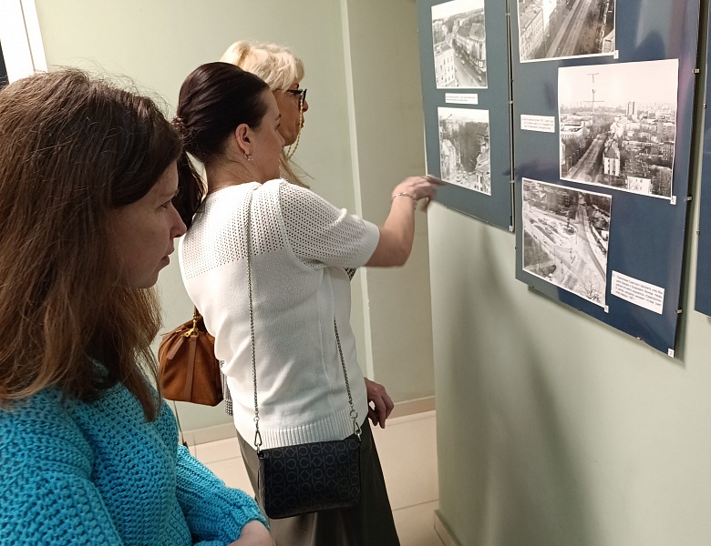 Экскурсия  в Государственный архив Калининградской области, посвящённая 80-летию образования Калининградской области