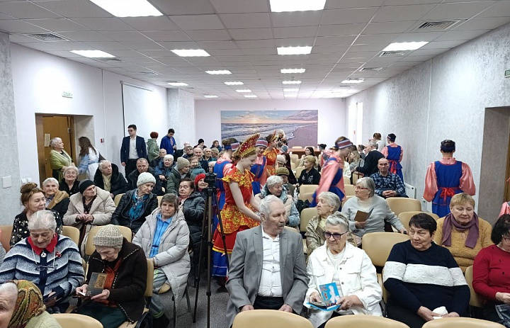 Патриотическая акция «С Днём Защитника Отечества!» в Госпитале ветеранов войн. 