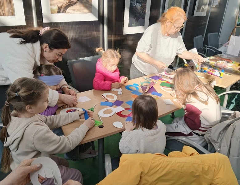 В Калининградском зоопарке наши педагоги провели пасхальные мастер-классы для детей
