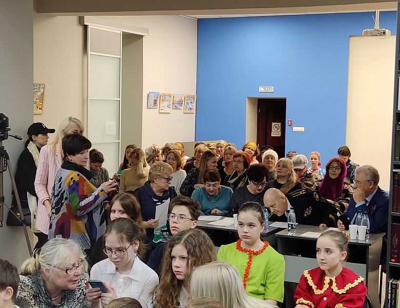 Гала-концерт и церемония награждения победителей и призёров  открытого многожанрового  фестиваля –конкурса  «Отчизне посвящаю!» 