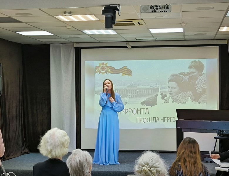 Литературно-музыкальная программа "Линия фронта прошла через детство"