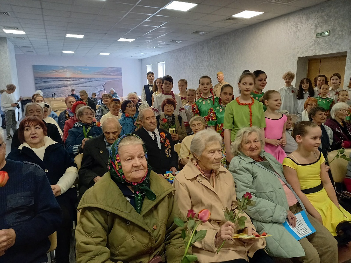 Патриотическая акция «Встречаем  победный май!»